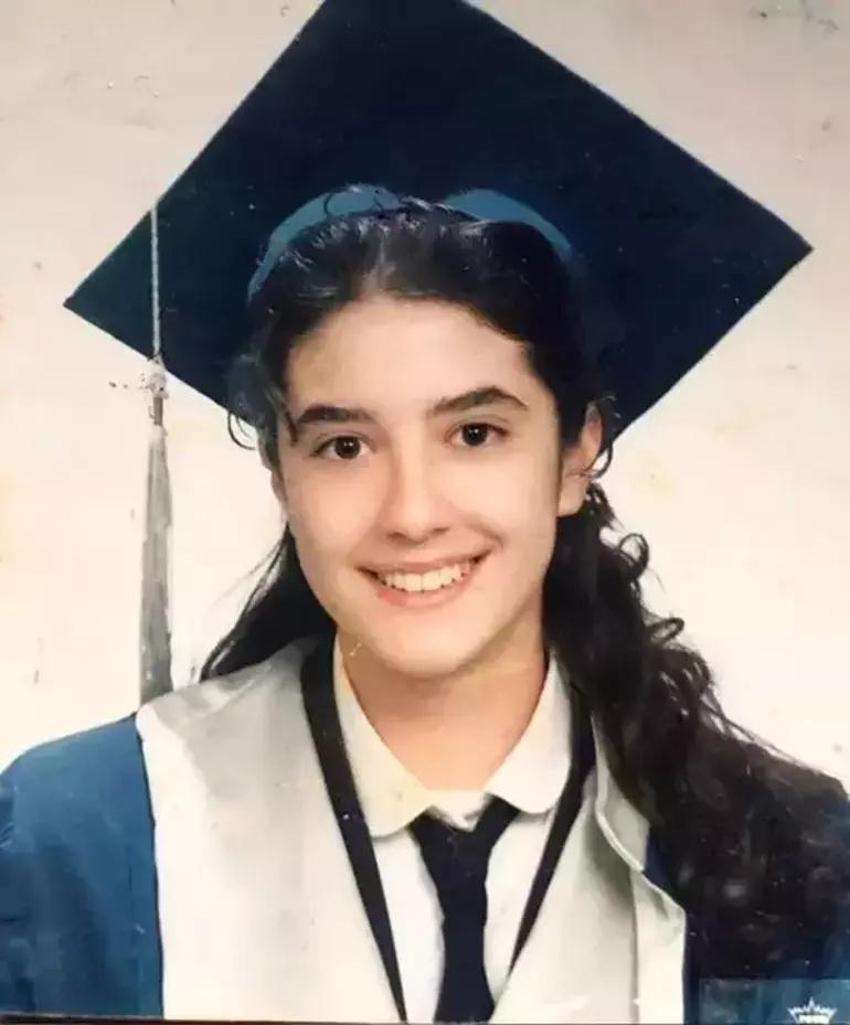 Yasemin Sakallıoğlu geçmişe götürdü! Kilosuyla dalga geçti