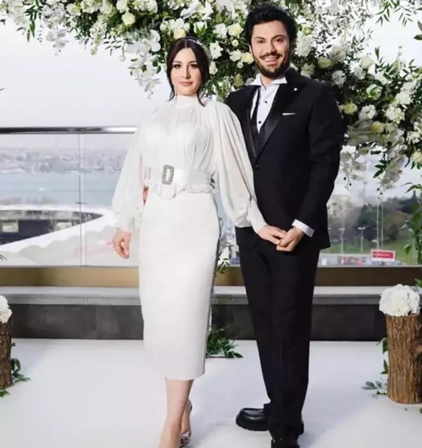 Yasemin Sakallıoğlu geçmişe götürdü! Kilosuyla dalga geçti