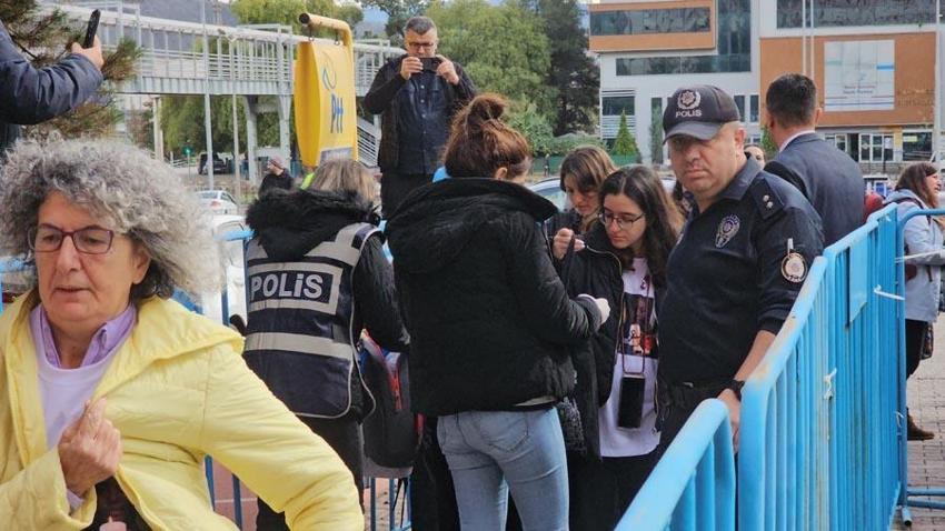 Karabük'te Gabonlu Dina'nın ölümünde daha önce gözaltına alınanlar 'tanık' olarak dinlendi