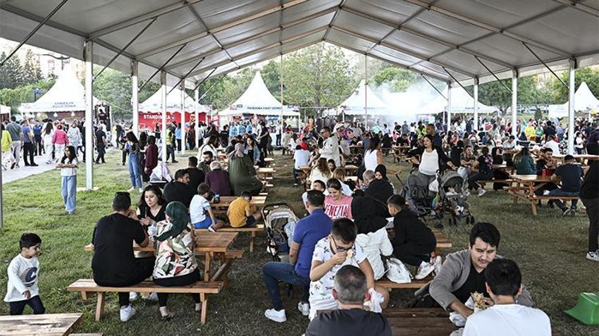 Adana'da lezzet festivaline yoğun ilgi: Rekor kırıldı, 3 milyar TL'lik katma değer