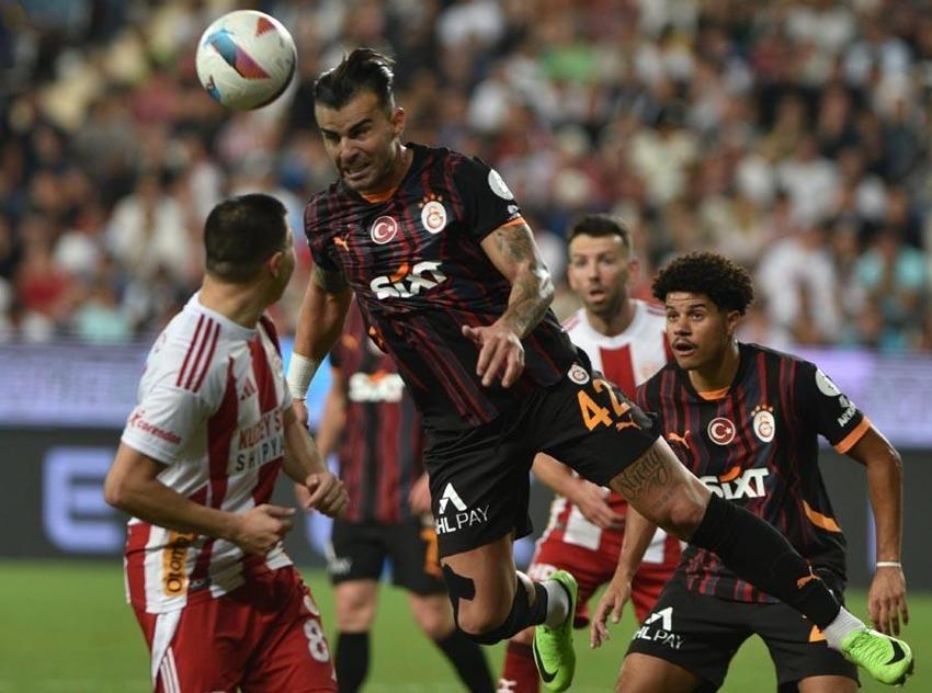 Antalyaspor Galatasaray maçında 3 puanı Icardi ve Osimhen getirdi
