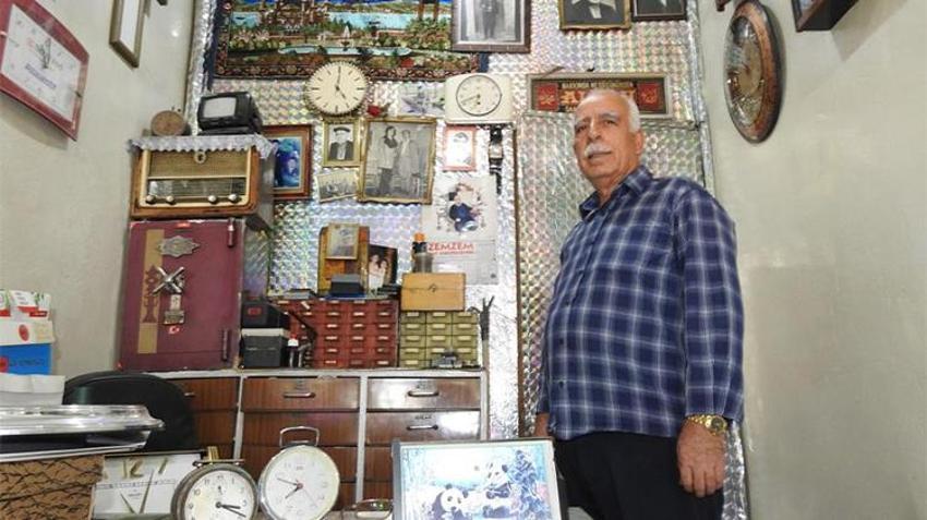 Gaziantep'te Beş metrekarelik dükkanında 60 yıldır zamana ayar veriyor