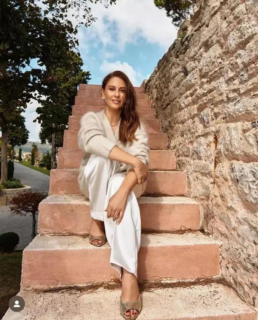 Kerem Alışık ve Evrim Alasya aşk mı yaşıyor?