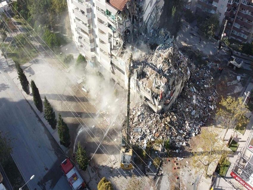 İzmir'de 7.2'lik deprem riski hızla yaklaşıyor! 4 fay otuz bin artçı üretti