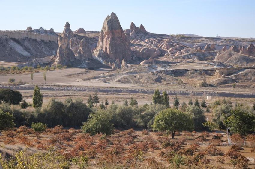 Kapadokya'da sonbahar manzarası: Sonbahar renkleri ziyaretçileri karşılıyor