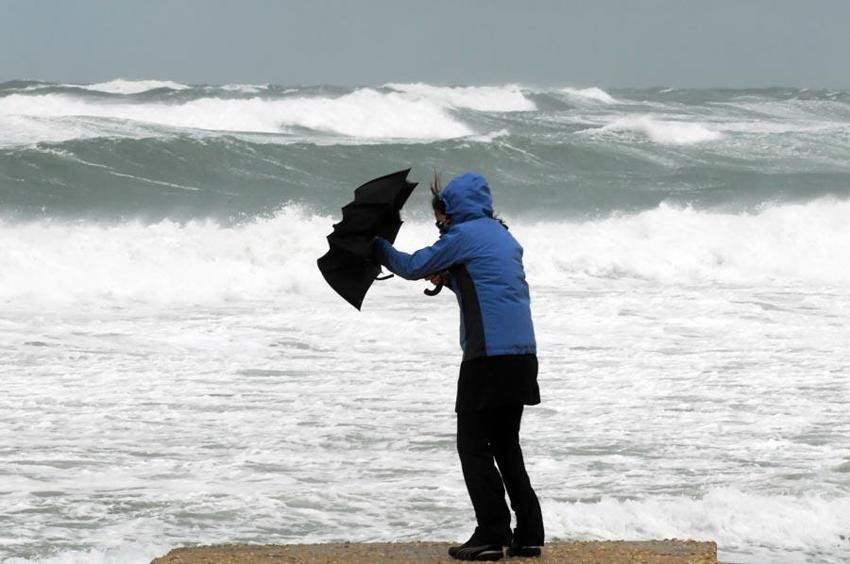 Son hava durumu raporu açıklandı: Kar, fırtına ve gök gürültülü sağanak yağışlar yurdu etkisi altına alıyor