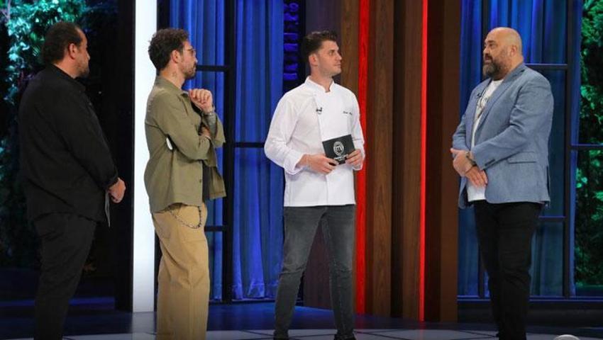 Masterchef'te son eleme adayı belli oldu! Akın'ın sevenleri yarışmacıları bezdirmiş