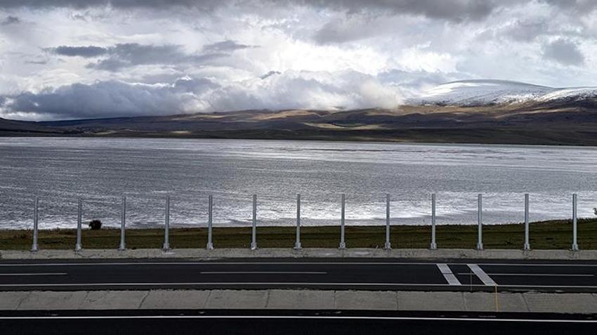 Aktaş Gölü'nde göçmen kuşlar için ses bariyeri yapılıyor