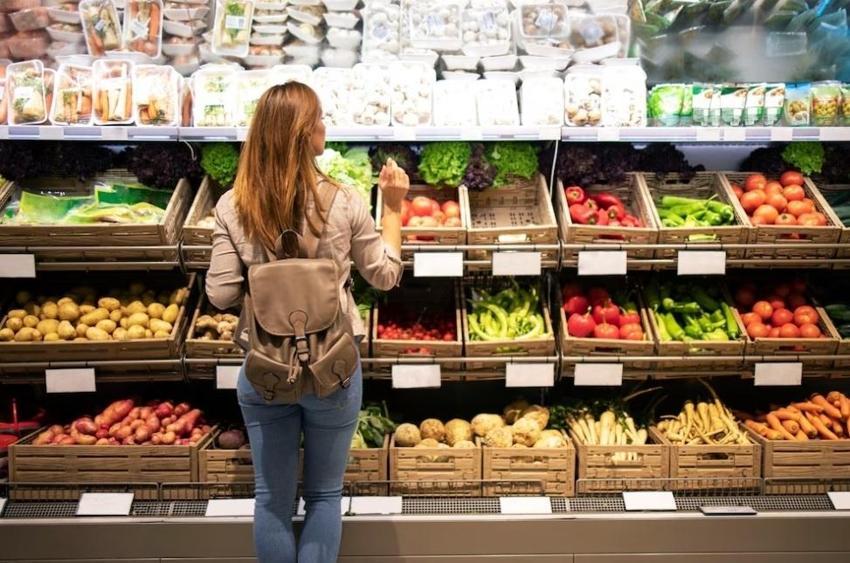 90 liralık ayçiçek yağını 350 TL’ye satmışlar! Vatandaşın sağlığını hiçe sayıyorlar
