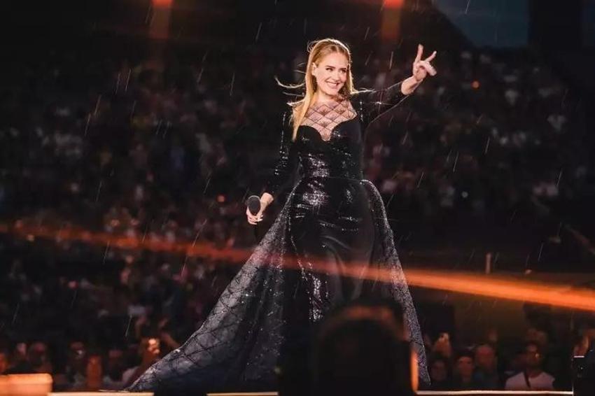Adele hastalığını açıkladı! 'Kısmen sağır kaldım'