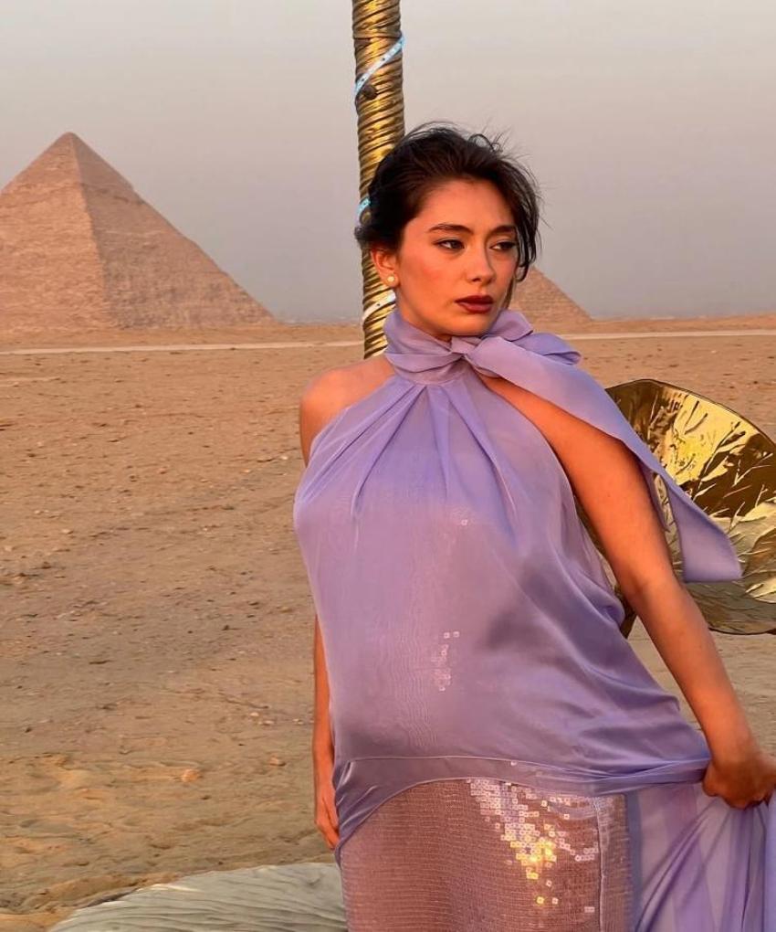 Neslihan Atagül Mısır'da: Karnı burnunda yeni pozlarını paylaştı