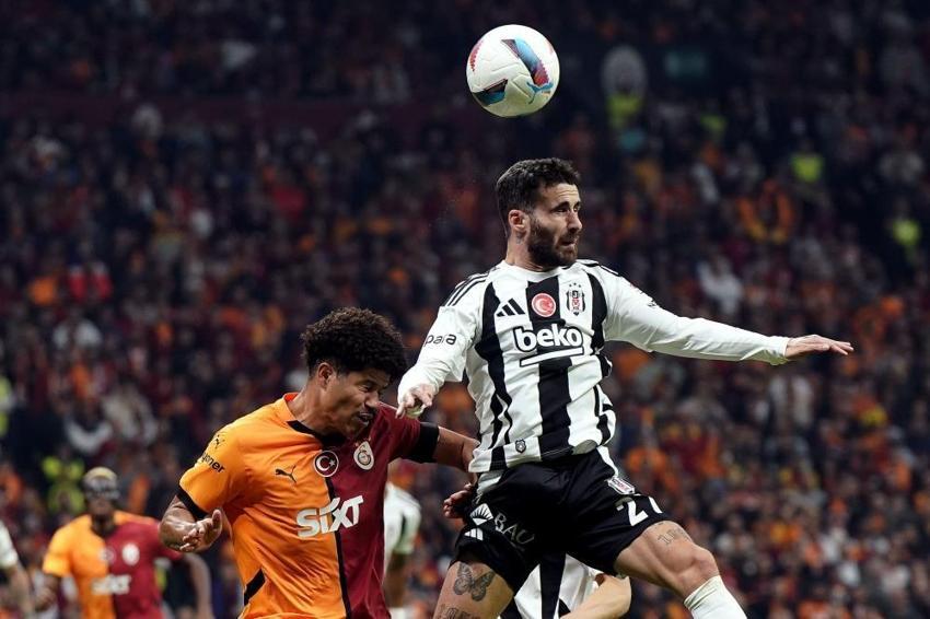 Galatasaray, Beşiktaş mağlup etti! Hem namağlup hem zirvenin tek sahibi