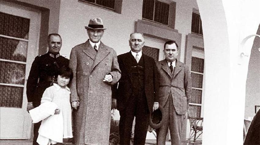 Cumhuriyetimizin 101. yaşı kutlu olsun! 'Türkiye Cumhuriyeti mesut, muvaffak ve muzaffer olacaktır'