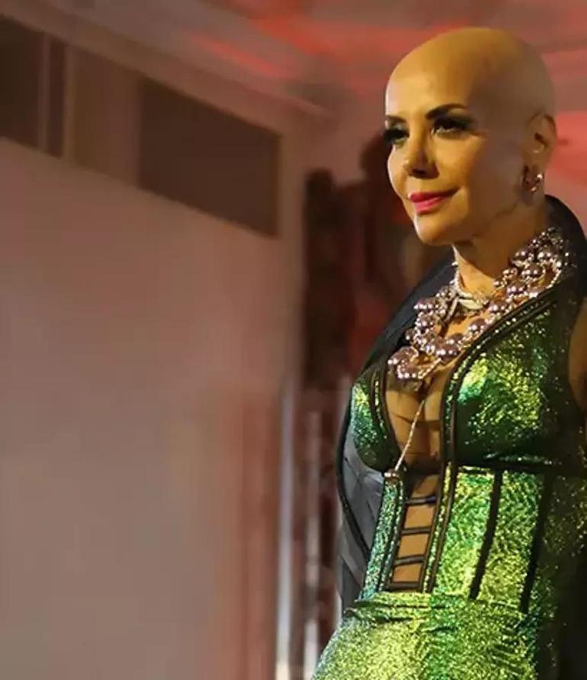 Pankreas kanseriyle mücadele eden Tanyeli'den iki isme özel teşekkür: 'Bu özel günlerde elimi bırakmadılar'