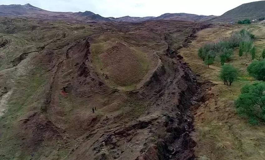 Nuh'un Gemisi'nin yeri belli oldu! Bilim insanları 3 bin yıllık haritanın sırrını çözdü