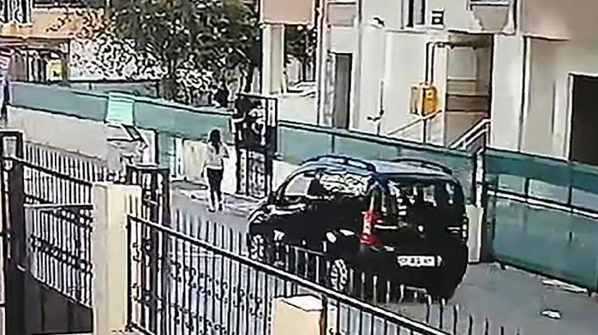 Adana'da kendisiyle barışmak istemeyen sokak ortasında darp edip kaçırmaya çalıştı