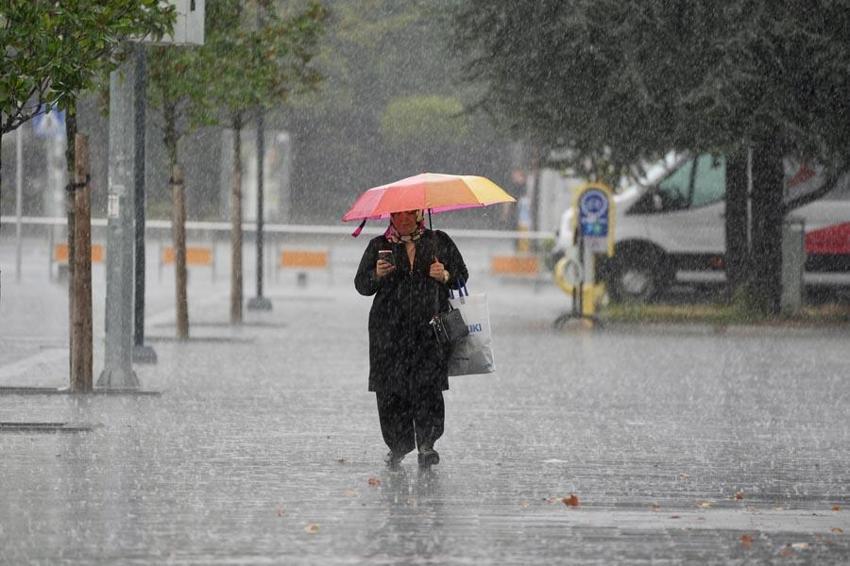 Meteoroloji son raporu açıkladı illeri tek tek uyardı: Yağmur ve sağanak yağışlar etkili olacak