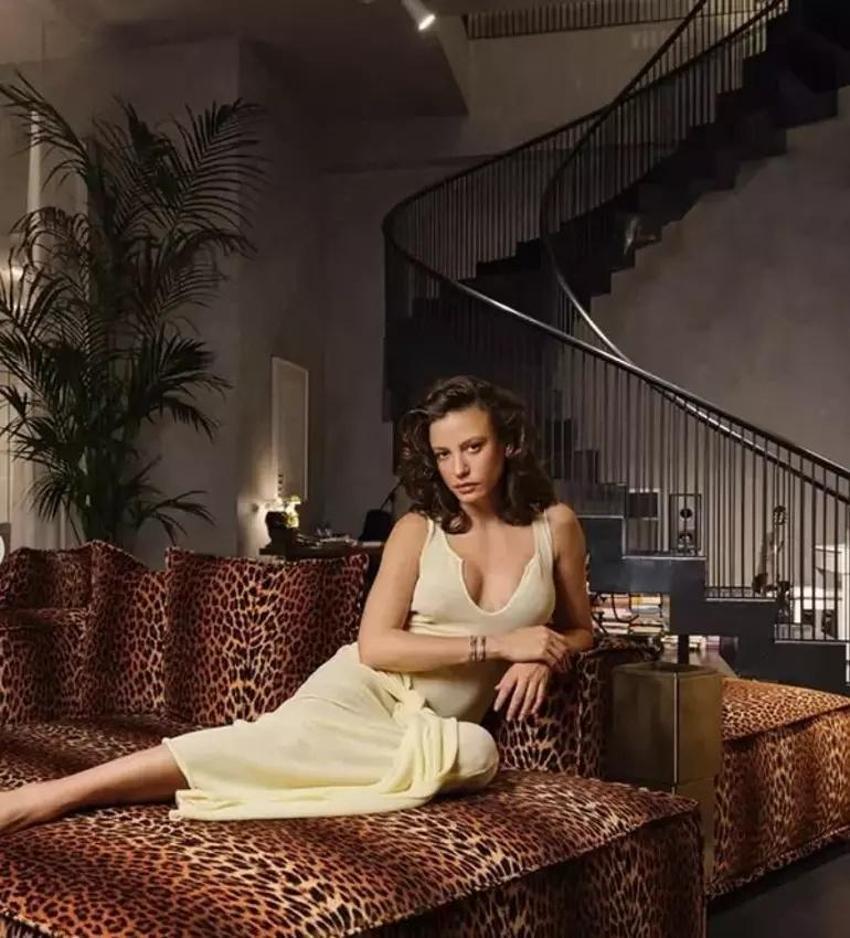 Serenay Sarıkaya Rihanna'dan çalmış! Bu fotoğrafta ortaya çıktı