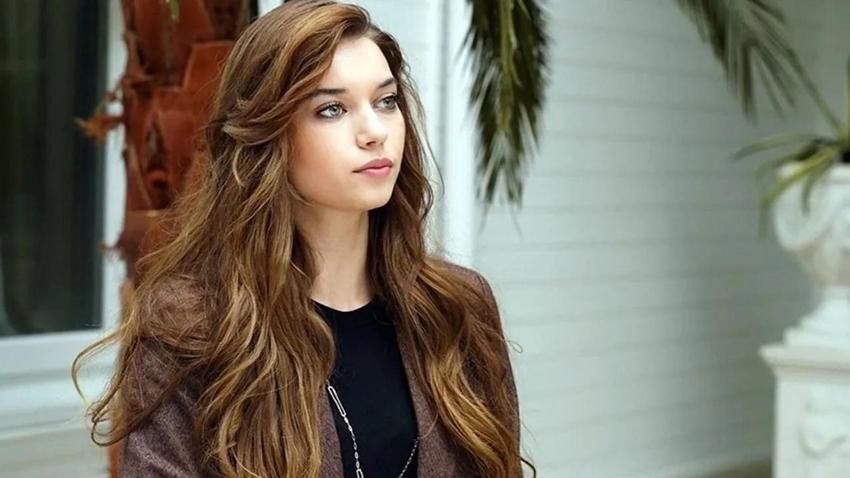 Afra Saraçoğlu'nun imaj pişmanlığı! Yakında döneceğini açıkladı