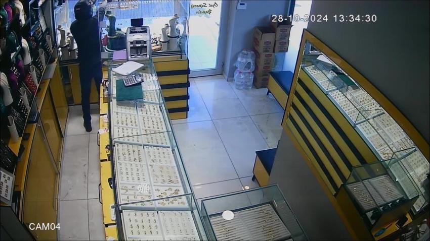 Kuyumcuyu vurup 900 gram altın çaldı, boynundaki dövme kendisini ele verdi