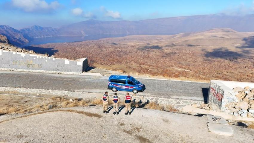 Ayı saldırıları sonrası valilik harekete geçti! Artık giriş yasak, jandarma nöbet tutuyor