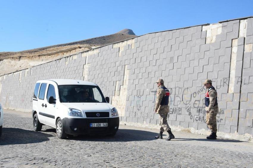 Ayı saldırıları sonrası valilik harekete geçti! Artık giriş yasak, jandarma nöbet tutuyor