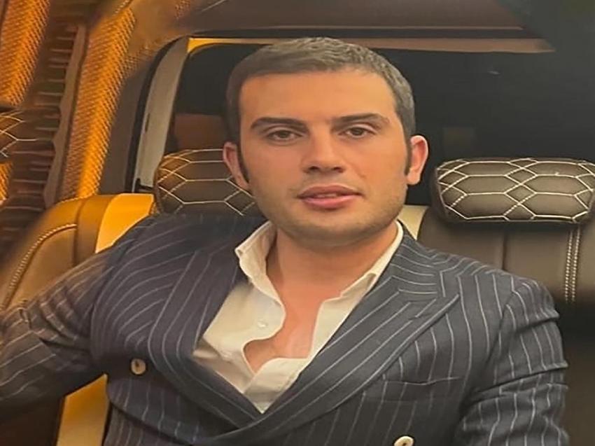 Erzurum'da otomobil önce refüje çarptı, sonra hastane bahçesine düşüp alev aldı: 3 genç öldü
