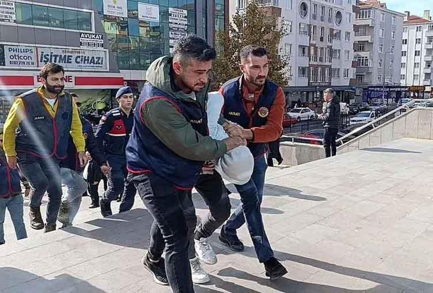 9 aylık bebeğine cinsel istismarda bulunan baba, cezaevinde ölü bulundu! Ailesi cenazeyi kabul etmedi