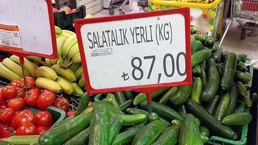 Sebze halinde 40 liraya satılan salatalık marketlerde 87 lira! 'Tüketici fahiş fiyatlar nedeniyle zarar ediyor'