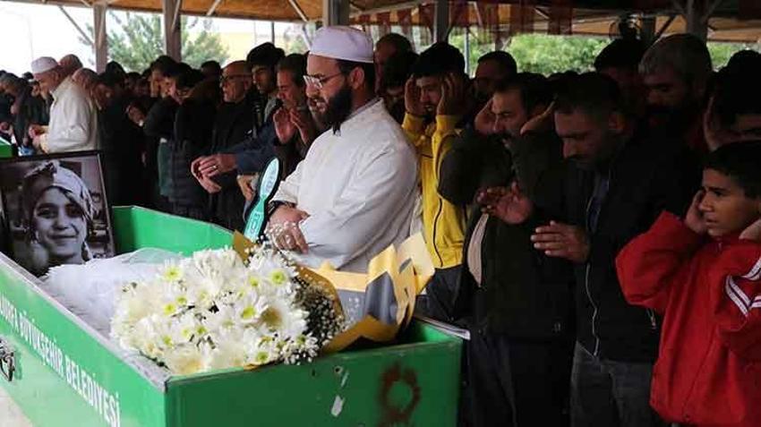 Şişli'de öldürülen Şirine acı veda: Babası göz yaşlarını tutamadı, kahreden detay cenazede ortaya çıktı!