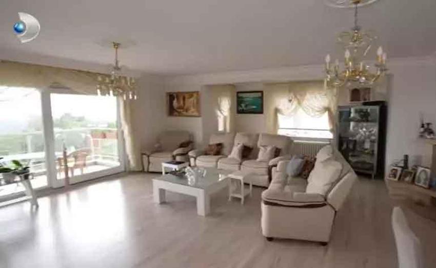 Ünlü oyuncu Ümit Oğuz, evinin kapılarını Evim Şahane'ye açtı! 