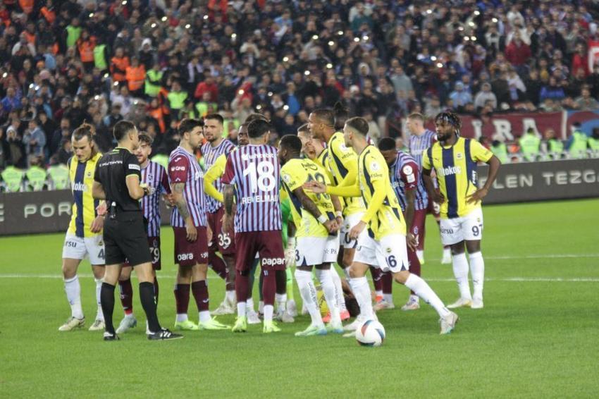 Trabzonspor maçı sonrası patladı: Mourinho terbiyesiz biri, torunu yaşındaki futbolcuya küfür etti
