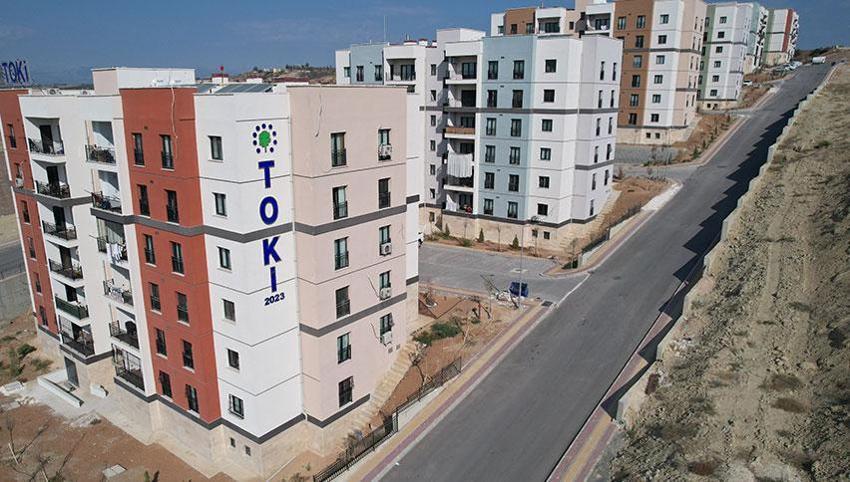 Adana'da TOKİ konutlarında yaşam başladı! Aileler güven içinde