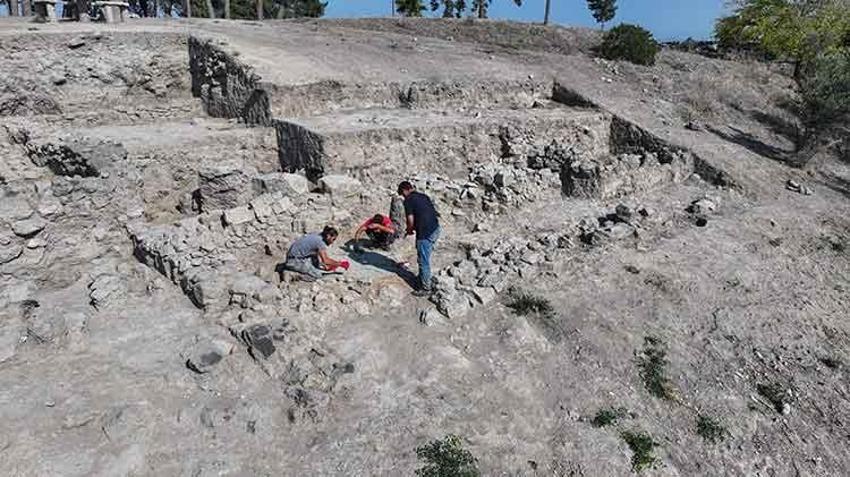 Adana'da Tatarlı Höyük'te binlerce yıllık sır ortaya çıktı: Tanrıça kültüne ait izlere rastlandı