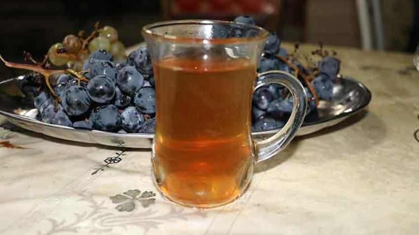 Binlerce yıllık fıçılarda mayalanıyor: Yazıköy'de sirke kültürü yüzyıllardır devam ediyor