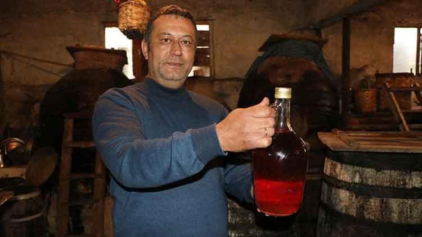 Binlerce yıllık fıçılarda mayalanıyor: Yazıköy'de sirke kültürü yüzyıllardır devam ediyor