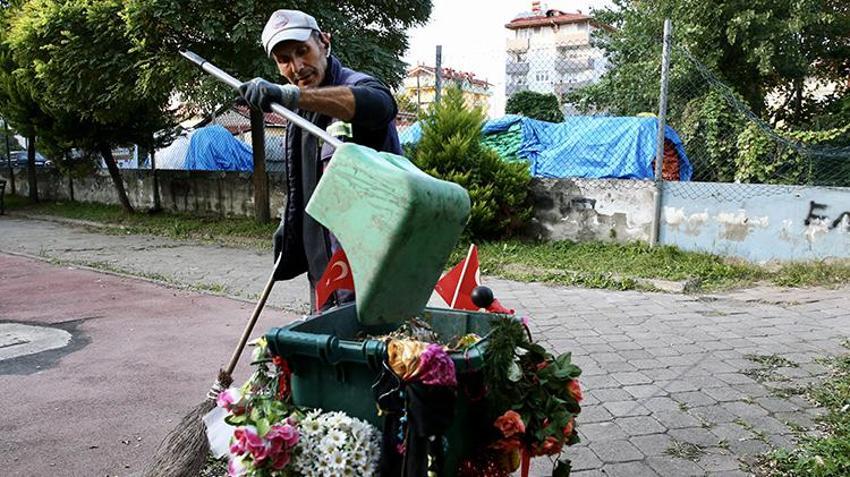 Giresun'da temizlik işçisi çöp kovasıyla sokaklara renk katıyor