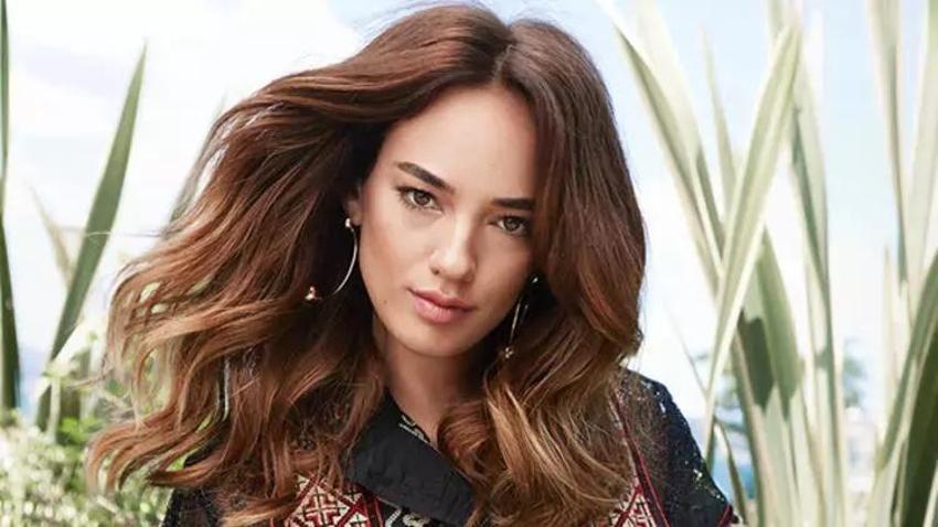 Seda Bakan dünyaca ünlü isimle pişti oldu! Bordolara büründü