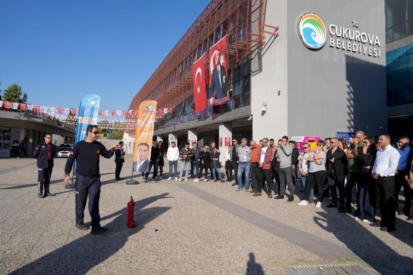 Çukurova Belediyesi'nde personele temel yangın eğitimi