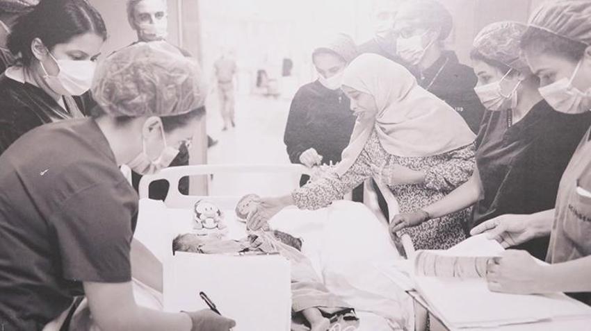 Cezayirli yapışık ikizler İstanbul'da ameliyatla ayrıldı