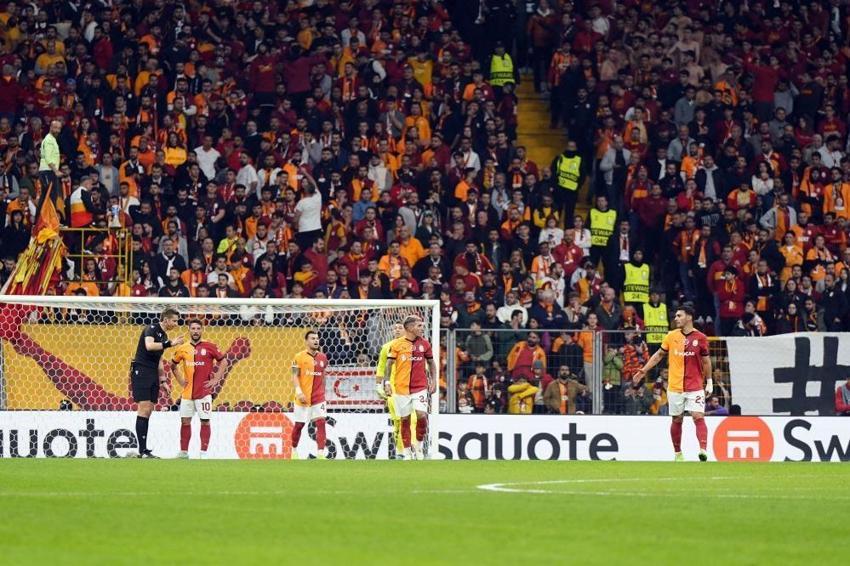 Galatasaray'dan Tottenham karşısında gövde gösterisi
