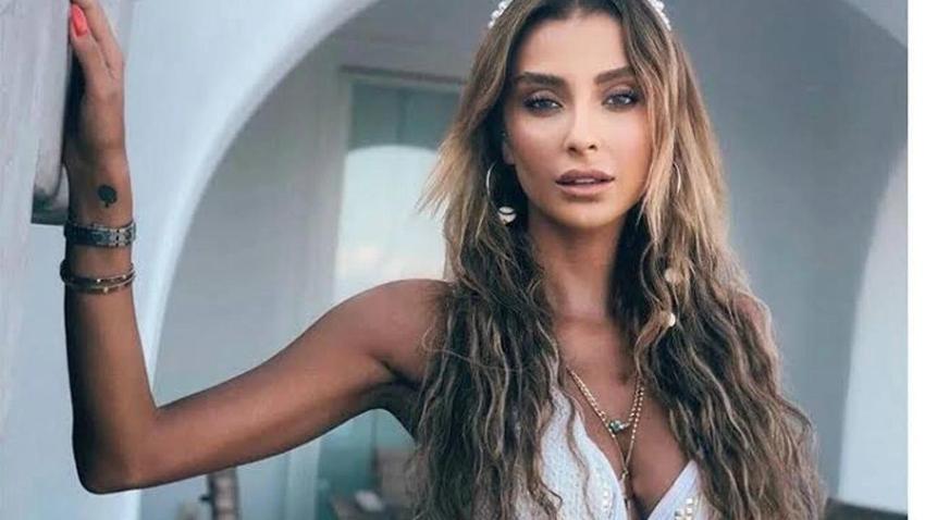 Özge Ulusoy evlilik teklifi aldı! Tektaşı dikkat çekti