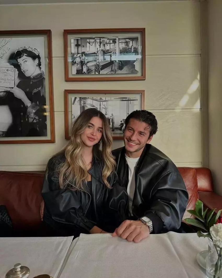 Emre Kınay ile Emre Ün'ün kızı Duru Kınay aşkını ilan etti! Anneden onay gecikmedi

