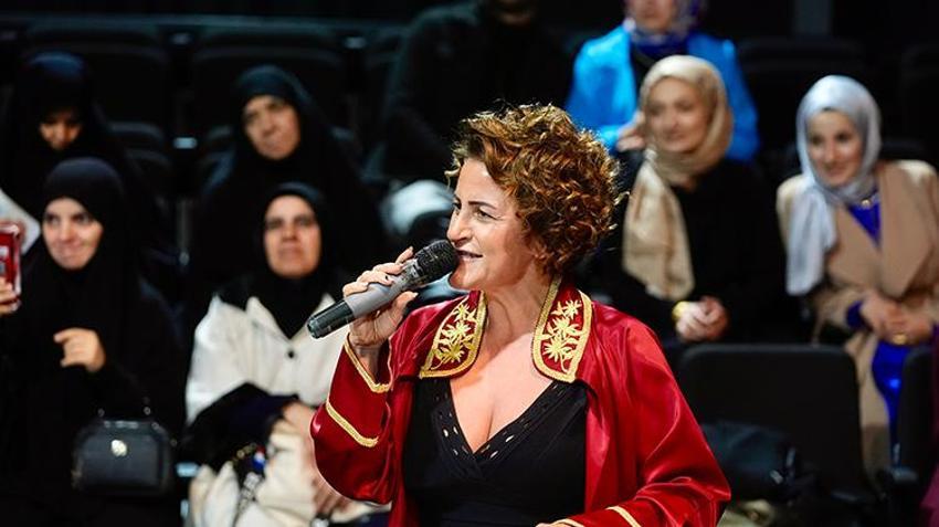 Film konusu olsa 'bu kadar da olmaz' denir! Nikah memuru damatla kendini evlendirdi, her şey banka sayesinde ortaya çıktı