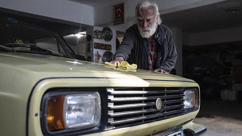 47 yıllık aracına 300 bin TL verdiler yine satmadı! Ali Koç'a seslendi: Beni seyretsin