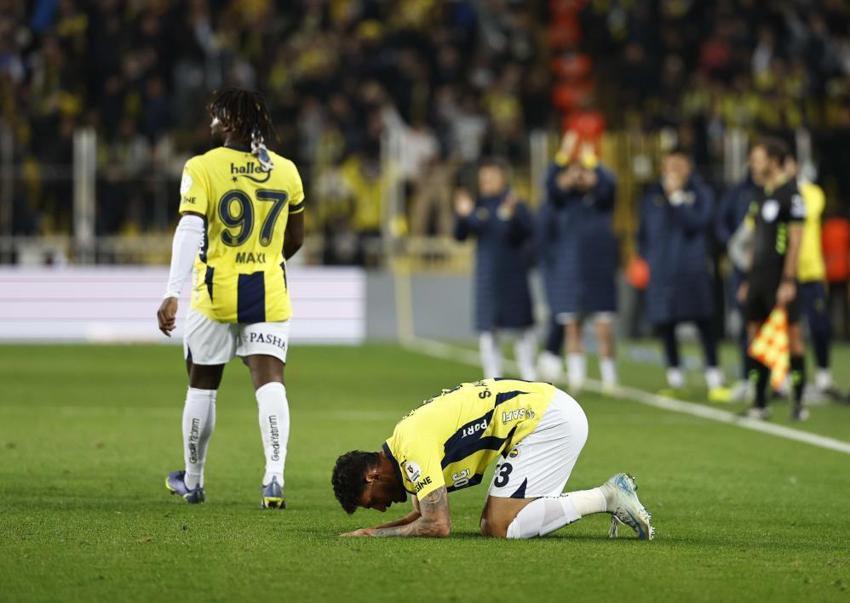 Fenerbahçe, Sivasspor'u farka boğdu