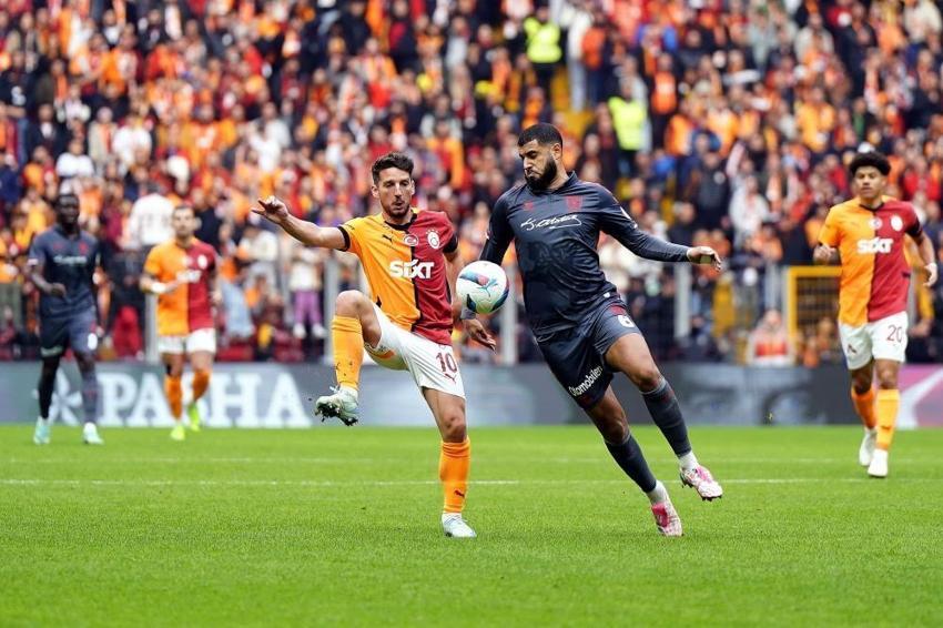 Barış Alper, Yunus Akgün, Davinson Sanchez gözden çıkarıldı! Galatasaray'da Osimhen çılgınlığı
