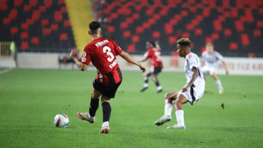 Beşiktaşlılar çıldırdı! 8 puan kaybı sonrası hedefte tek isim var