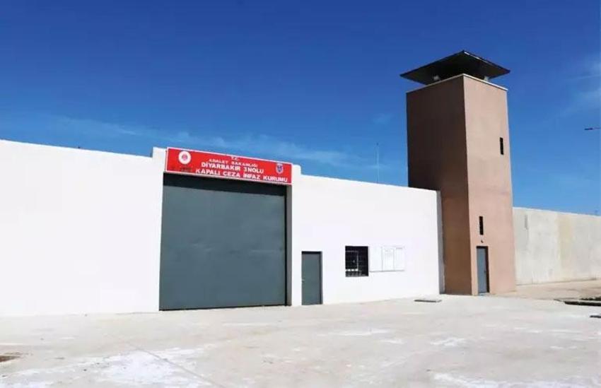 Narin davasının sanıkları televizyonsuz tek kişilik hücrelerde tutuluyor!