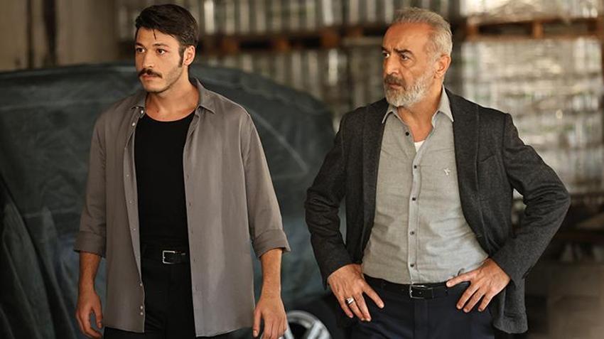 Piraye ve Dilber arasında kalan Azem ne yapacak? 'Bir adım bana gelse iki adım öteye gidiyor'
